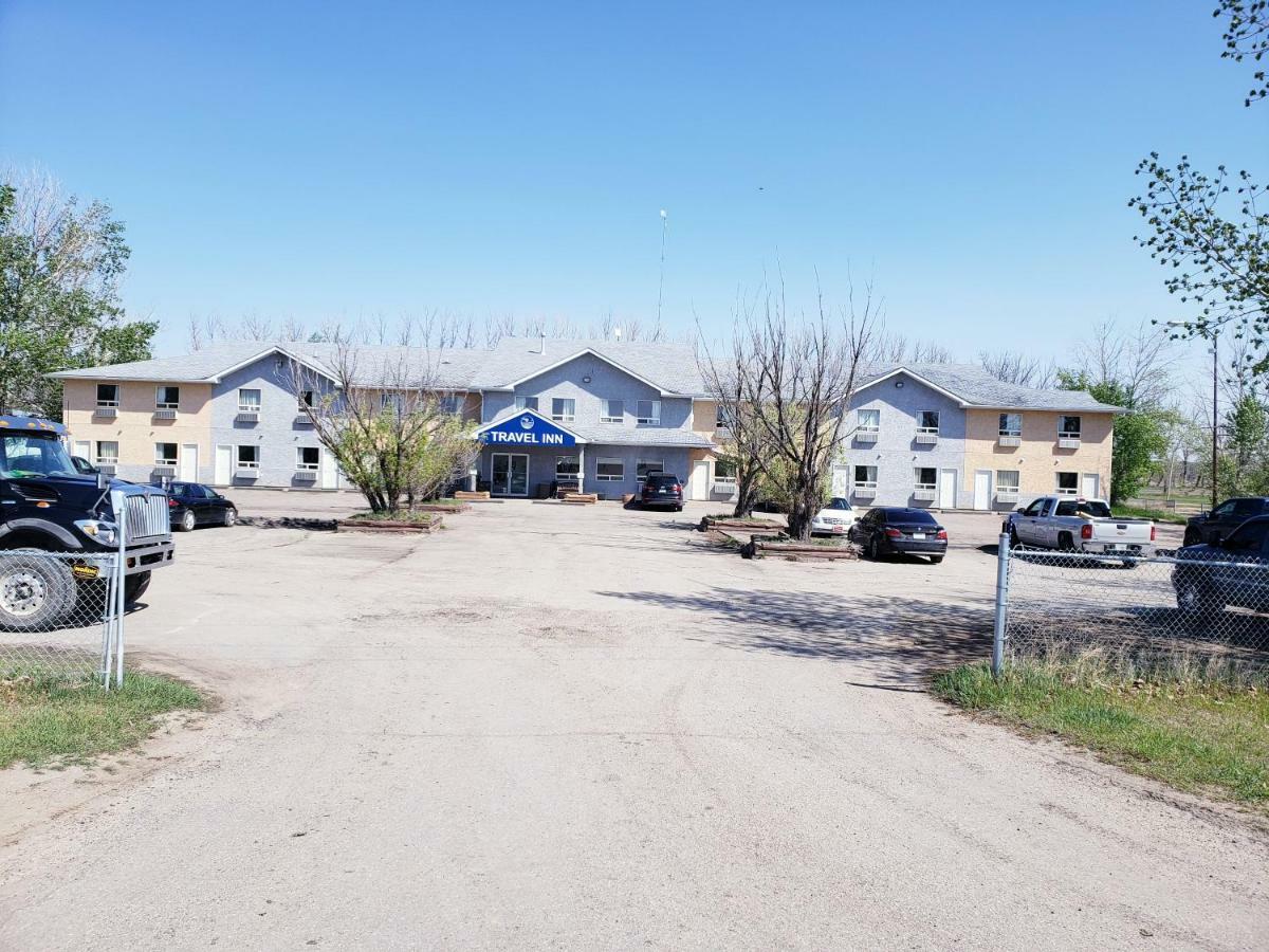Travel-Inn Resort&Campground Saskatoon Exterior foto